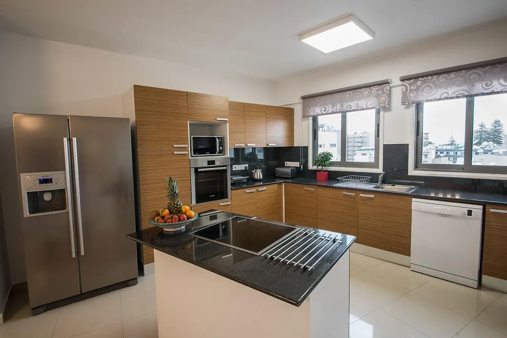 Apartament Skylight Megaron Larnaca 0*,